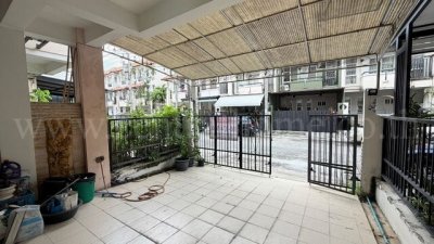 ทาวน์โฮม 3 ชั้น หมู่บ้านนารารมย์ บางกรวย ใกล้วัดชลอ - รูปที่ 2