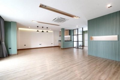 ขายอาคาร สำนักงาน โฮมออฟฟิศ 4 ชั้น ย่านรามอินทรา นวลจันทร์ โครงการ DISTRICT EKKAMAI-RAMINTRA ตกแต่งพร้อมใช้งาน - รูปที่ 6