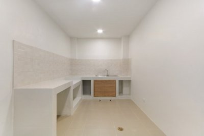 ทาวน์โฮม 2 ชั้นตกแต่งใหม่ ซอยติวานนท์ 3 แยก 19 เยื้องกระทรวงสาธารณสุข - รูปที่ 4
