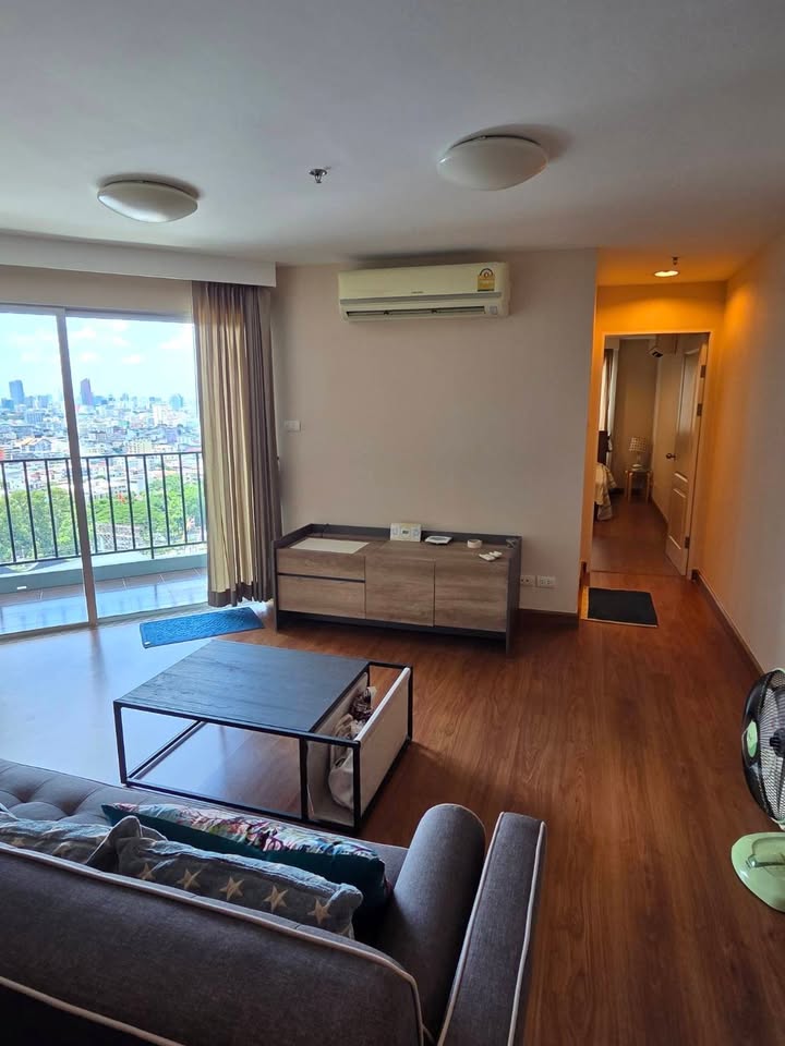 ขายคอนโด Belle Grand Rama 9 ตึก D2 ชั้น 20 วิวเมือง 48.47 ตร.ม. 1 นอน 5.2 ล้านบาท