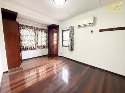 ที่ดินแปลงใหญ่ พร้อมสิ่งปลูกสร้าง บ้านเดี่ยว บนเนื้อที่ 280 ตร.ว. ซอยทานสัมฤทธิ์ 20-21 ราคาเพียง 59,000 บาท/ตารางวา ราคาเทียบเท่าที่ดินเปล่า - รูปที่ 7