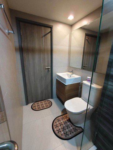 Maestro 02 Ruamrudee Clean Comfortable 8th Floor BTS PloenChit - รูปที่ 3