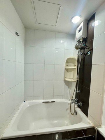 ให้เช่าลัดดา คอนโดวิว ใจกลางเมืองศรีราชา ราคาถูก ตกแต่งพร้อมเข้าอยู่ FP-C02489 - รูปที่ 7