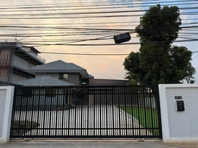 บ้านเดี่ยว 213 ตารางวา 230 ตรม พร้อมโกดังข้างบ้านอีก 90 ตรม   ใกล้ Future park  ZEER รังสิต จดทะเบียนบริษัทได้ - รูปที่ 7