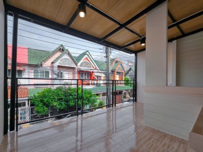 สวยรีโนเวทใหม่ ทาวน์เฮ้าส์2ชั้น ทำเล บางใหญ่ - บางบัวทอง ใกล้ JAS บางบัวทอง - รูปที่ 3