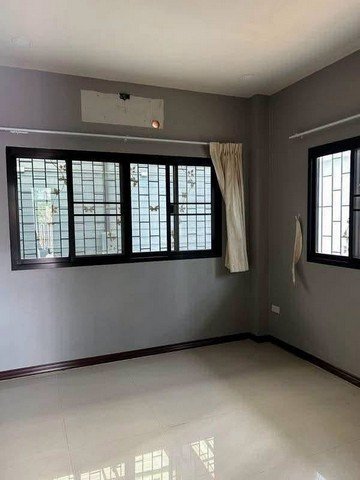 บ้านเดี่ยว 2 ชั้น รีโนเวทใหม่ พร้อมเข้าอยู่ เดินทางสะดวก สุเทพ - รูปที่ 6