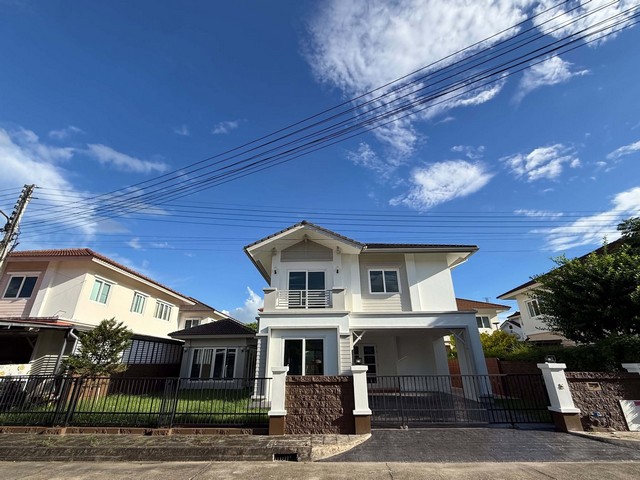 บ้านเดี่ยว 2 ชั้น รีโนเวทใหม่ พร้อมเข้าอยู่ พื้นที่กว้าง สันทราย