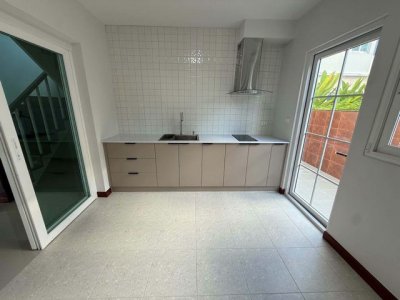 บ้านเดี่ยว 2 ชั้น รีโนเวทใหม่ พร้อมเข้าอยู่ พื้นที่กว้าง สันทราย - รูปที่ 5