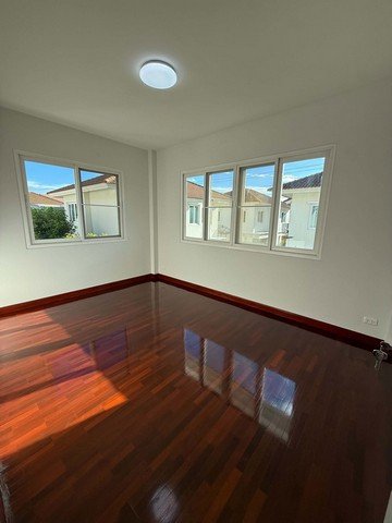 บ้านเดี่ยว 2 ชั้น รีโนเวทใหม่ พร้อมเข้าอยู่ พื้นที่กว้าง สันทราย - รูปที่ 7
