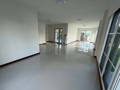 บ้านเดี่ยว 2 ชั้น รีโนเวทใหม่ พร้อมเข้าอยู่ พื้นที่กว้าง สันทราย - รูปที่ 3