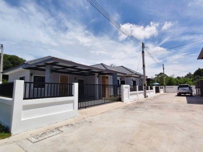 ให้เช่า/ขายบ้านเดี่ยวหนองมนชลบุรี  ทำเลดี ใกล้ถนนสุขุมวิท 4 เลน 3 ห้องนอน | 2 ห้องน้ำ เฟอร์นิเจอร์พร้อม - รูปที่ 3