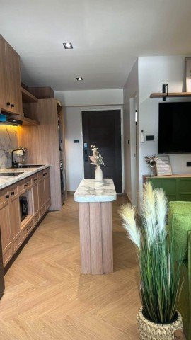 ขายเพียง 2.75 ล้าน 35 ตรม. #ชมดอย คอนโด (ตึกเหลี่ยม) #รีโนเวทใหม่ #Fully Furnished เดินทางสะดวก เข้าเมืองง่าย - รูปที่ 3