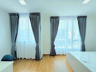 ให้เช่า Townhome 2 ชั้น 3 ห้องนอน พลีโน่ สุขุมวิท-บางนา 2 Pleno Sukhumvit-Bangna 2 ใกล้ Mega บางนา โซนหน้าสวน ใกล้คลับเฮ้าส์ และสระว่ายน้ำ - รูปที่ 2