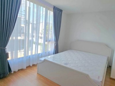 ให้เช่า Townhome 2 ชั้น 3 ห้องนอน พลีโน่ สุขุมวิท-บางนา 2 Pleno Sukhumvit-Bangna 2 ใกล้ Mega บางนา โซนหน้าสวน ใกล้คลับเฮ้าส์ และสระว่ายน้ำ - รูปที่ 3