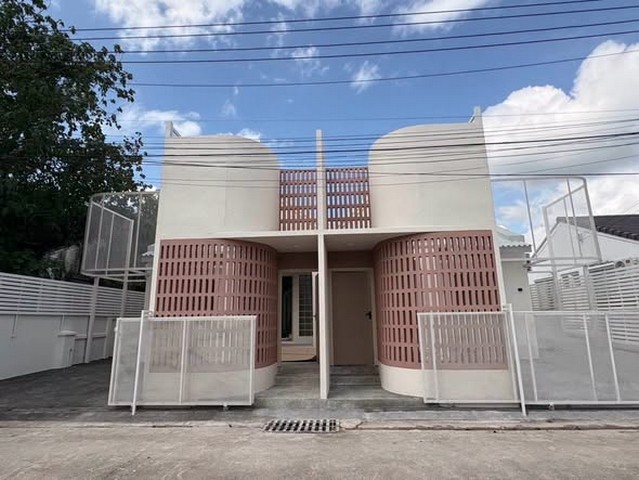 บ้านชั้นเดียว รีโนเวทใหม่ บ้านดีไซน์ทันสมัย แม่เหียะ