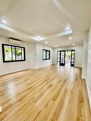บ้านเดี่ยว 2 ชั้น แปลงมุม รีโนเวทใหม่ทั้งหลัง ทำเลดี หางดง - รูปที่ 2