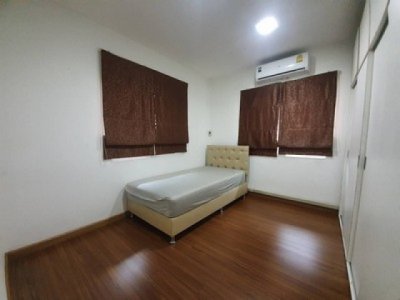 โฮมออฟฟิศ 3 ชั้น 4 ห้องนอน 3 ห้องน้ำ  แอร์ 6  ห้องแม่บ้านแยกต่างหาก  ติดถนนประเสริฐมนูกิจ 7 - รูปที่ 5