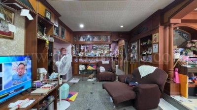บ้านเดี่ยว 2 ชั้น 50.1 ตร.ว พรรณิการ์ ถนนบางแวก บ้านพร้อมอยู่ สภาพดี ราคาถูก - รูปที่ 3