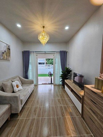 ทาวน์เฮ้าส์มือสองพัทยา รีโนเวทใหม่ พร้อมอยู่ หมู่บ้านรวิพร 2 เขาน้อย FP-H02506 - รูปที่ 4
