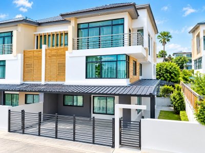 โฮมออฟฟิศบ้าน 3 ชั้นให้เช่า 5นอน MRT บางรักใหญ่ 600 ม.ราชพฤกษ์ บางรักน้อย 4 น้ำ ที่ดิน 36 ตร.ว.พื้นที่ใช้สอย 255 ตร.ม.วิวสวน สนามหญ้า