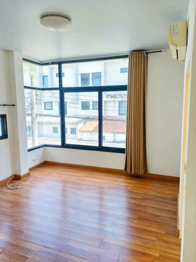 โฮมออฟฟิศบ้าน 3 ชั้นให้เช่า 5นอน MRT บางรักใหญ่ 600 ม.ราชพฤกษ์ บางรักน้อย 4 น้ำ ที่ดิน 36 ตร.ว.พื้นที่ใช้สอย 255 ตร.ม.วิวสวน สนามหญ้า - รูปที่ 6