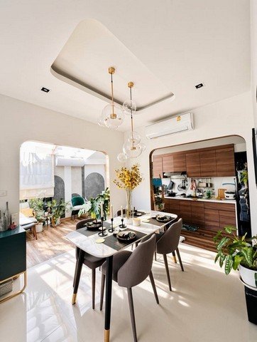 ขาย / ให้เช่า ทาวน์โฮม 2 ชั้น The Thamm Signature อ่อนนุช–มอเตอร์เวย์ | ตกแต่งหรู Built-in ทั้งหลัง เฟอร์ครบ พร้อมเข้าอยู่! - รูปที่ 2