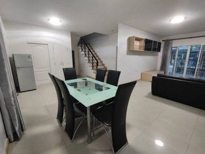 ให้เช่าบ้านเดี่ยวหลังมุม ธาดาทาวน์ ศรีราชา Fully Furnished เฟอร์ครบ TP-H2612 - รูปที่ 3