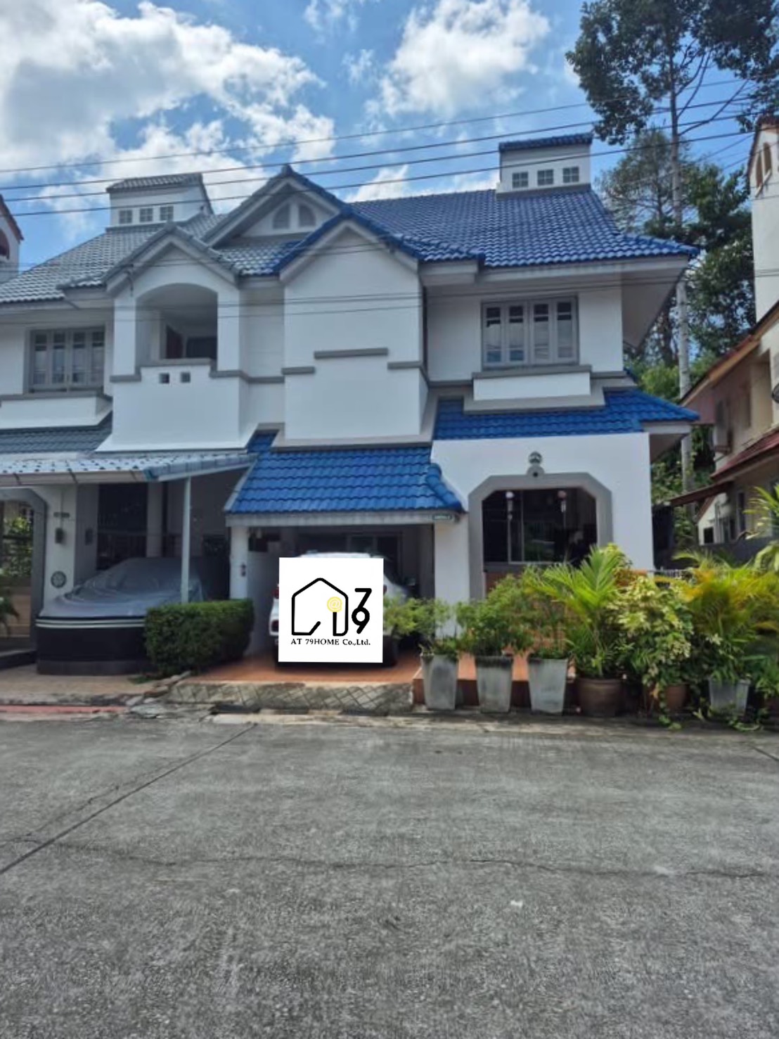 ให้เช่าบ้านแฝด 2 ชั้น ติดหาดสวนสน ระยอง พร้อมเฟอร์นิเจอร์ครบ