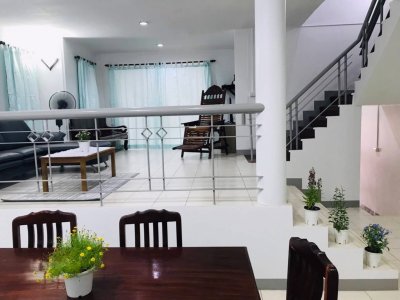 ให้เช่าบ้านแฝด 2 ชั้น ติดหาดสวนสน ระยอง พร้อมเฟอร์นิเจอร์ครบ - รูปที่ 3