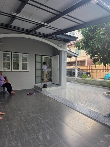 ทาวน์โฮม 3 ชั้น หลังมุม 35 ตรวา 4 ห้องนอน  3 ห้องน้ำ ใกล้ตลาดสะพาน 2 ลาดพร้าว - รูปที่ 7