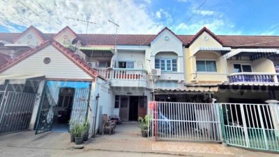 ทาวน์เฮ้าส์ 2 จอดในบ้าน บางเขน พหลโยธิน 54 ทำเลดี ใกล้ BTS สถานีสะพานใหม่