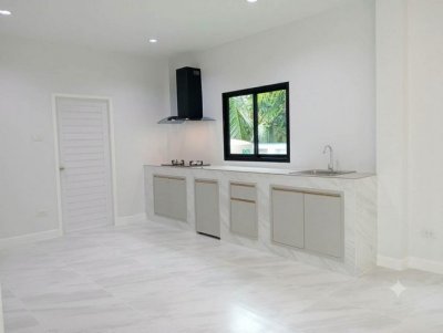 บ้านสร้างใหม่สไตล์ Modern Contemporary เดินทางสะดวก สันทราย - รูปที่ 2