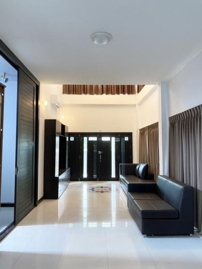 ให้เช่าบ้านเดี่ยว 3 ชั้น 100 ตร.ว. ซอยประเสริฐมนูกิจ ใกล้มหาวิทยาลัยเกษตร (ไม่รับสัตว์เลี้ยง) - รูปที่ 4