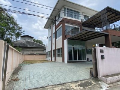 ให้เช่าบ้านเดี่ยว 3 ชั้น 100 ตร.ว. ซอยประเสริฐมนูกิจ ใกล้มหาวิทยาลัยเกษตร (ไม่รับสัตว์เลี้ยง) - รูปที่ 2