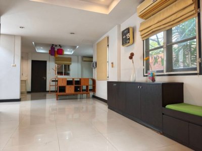 ขายด่วน! บ้านเดี่ยว 2 ชั้น สิรีนเฮ้าส์ วัชรพล | บ้านสวยพร้อมอยู่ ที่ดิน 63.6 ตร.ว. ใกล้ทางด่วนและรถไฟฟ้าสายสีชมพู - รูปที่ 3
