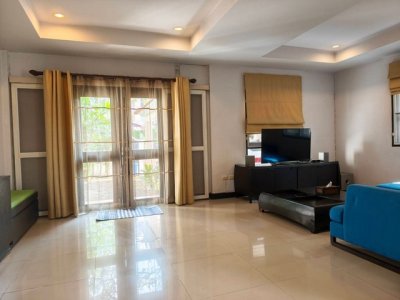 ขายด่วน! บ้านเดี่ยว 2 ชั้น สิรีนเฮ้าส์ วัชรพล | บ้านสวยพร้อมอยู่ ที่ดิน 63.6 ตร.ว. ใกล้ทางด่วนและรถไฟฟ้าสายสีชมพู - รูปที่ 2