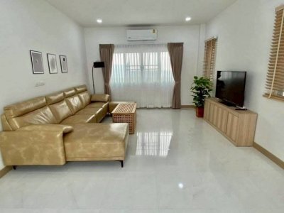 บ้านเดี่ยว 2 ชั้น เฟอร์นิเจอร์ครบ หิ้วกระเป๋าร้อมเข้าอยู่ หางดง - รูปที่ 3