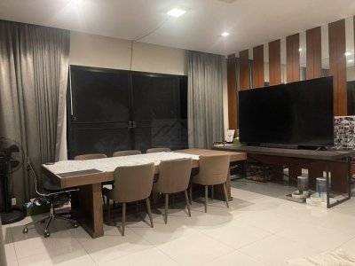 ขายบ้านเดี่ยวหลังใหญ่สไตล์ โมเดิร์น เนื้อที่ 1 ไร่ จรัญสนิทวงศ์ 35 ใกล้โรงพยาบาลศิริราช เพียง 4 กม. สระว่ายน้ำส่วนตัว ทำเลเงียบสงบ - รูปที่ 8