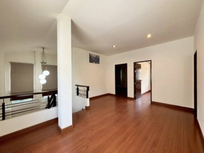 โซนสารภี ขาย 3.9 ล้านบาท บ้านเดี่ยว 2 ชั้น | ทำเลดี ใกล้เมือง ใกล้โรงเรียนนานาชาติ เหมาะทั้งอยู่อาศัยเองและลงทุนปล่อยเช่า - รูปที่ 7
