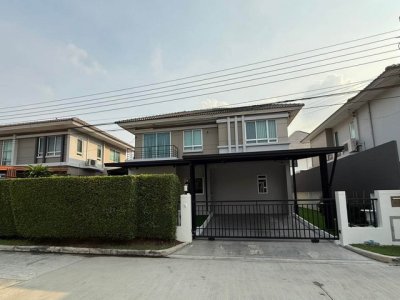 ให้เช่าบ้านเดี่ยว 2 ชั้น 210 ตรม 3 ห้องนอน ไลฟ์ บางกอก บูเลอวาร์ด วงแหวน – อ่อนนุช 2 ใกล้สนามบินสุวรรณภูมิ