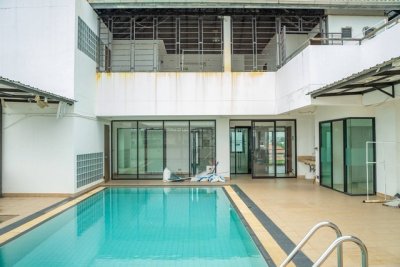 อาคาร 4.5 ชั้น พื้นที่ใช้สอย 1200 ตารางเมตร พร้อมลิฟท์โดยสาร  ใกล้ห้างพาราไดซ์พาร์ค ศรีนครินทร์ - รูปที่ 8