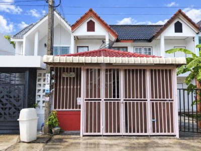 BHL1375 ทาวน์เฮ้าส์ 2 ชั้น หมู่บ้าน คราประยูร ทวีวัฒนา กรุงเทพ