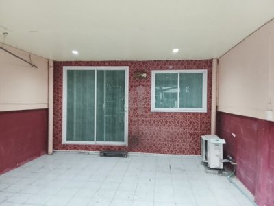 BHL1375 ทาวน์เฮ้าส์ 2 ชั้น หมู่บ้าน คราประยูร ทวีวัฒนา กรุงเทพ - รูปที่ 2