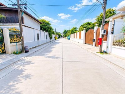 ขาย/ให้เช่า บ้านเดี่ยว หมู่บ้านชานสมุทร | บรรยากาศเงียบสงบ เป็นส่วนตัว ติดถนนศรีนครินทร์ ใกล้ทางด่วนและแหล่งช้อปปิ้ง! - รูปที่ 8