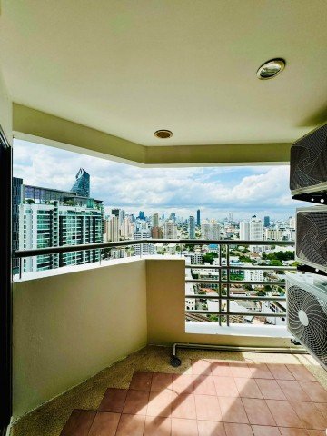 The Waterford Diamond 28th Floor City View Balcony Fully Furnished Near BTS Phrom Phong - รูปที่ 8
