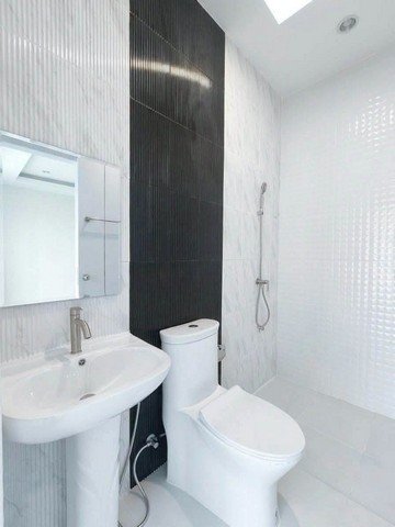 บ้านใหม่ราคาพิเศษ แปลงมุม ทำเลน่าอยู่ เดินทางสะดวก สันนาเม็ง - รูปที่ 8