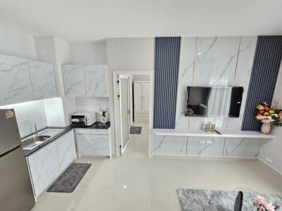 Condo CC2 ซอยเขาน้อยบุญสัมพันธ์ พัทยากลาง  เฟอร์นิเจอร์เครื่องใช้ไฟฟ้าครบ - รูปที่ 3