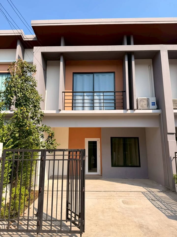 ทาวน์เฮ้าส์ 2 ชั้น หมู่บ้าน เนเชอร่า เทรนด์ รัตนาธิเบศร์ – ราชพฤกษ์