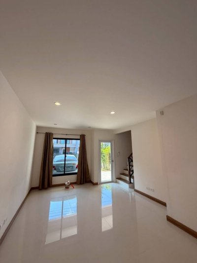 ทาวน์เฮ้าส์ 2 ชั้น หมู่บ้าน เนเชอร่า เทรนด์ รัตนาธิเบศร์ – ราชพฤกษ์ - รูปที่ 3