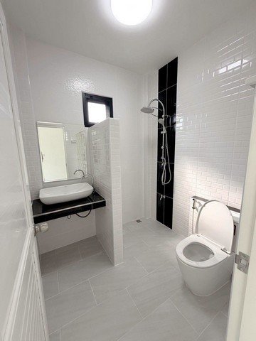 บ้านเดี่ยวสร้างใหม่ พื้นที่กว้าง ฟังก์ชันครบ สันผักหวาน - รูปที่ 8